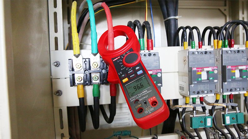 2000A DIGITAL CLAMP METER UT221 UNI-T - Image 4
